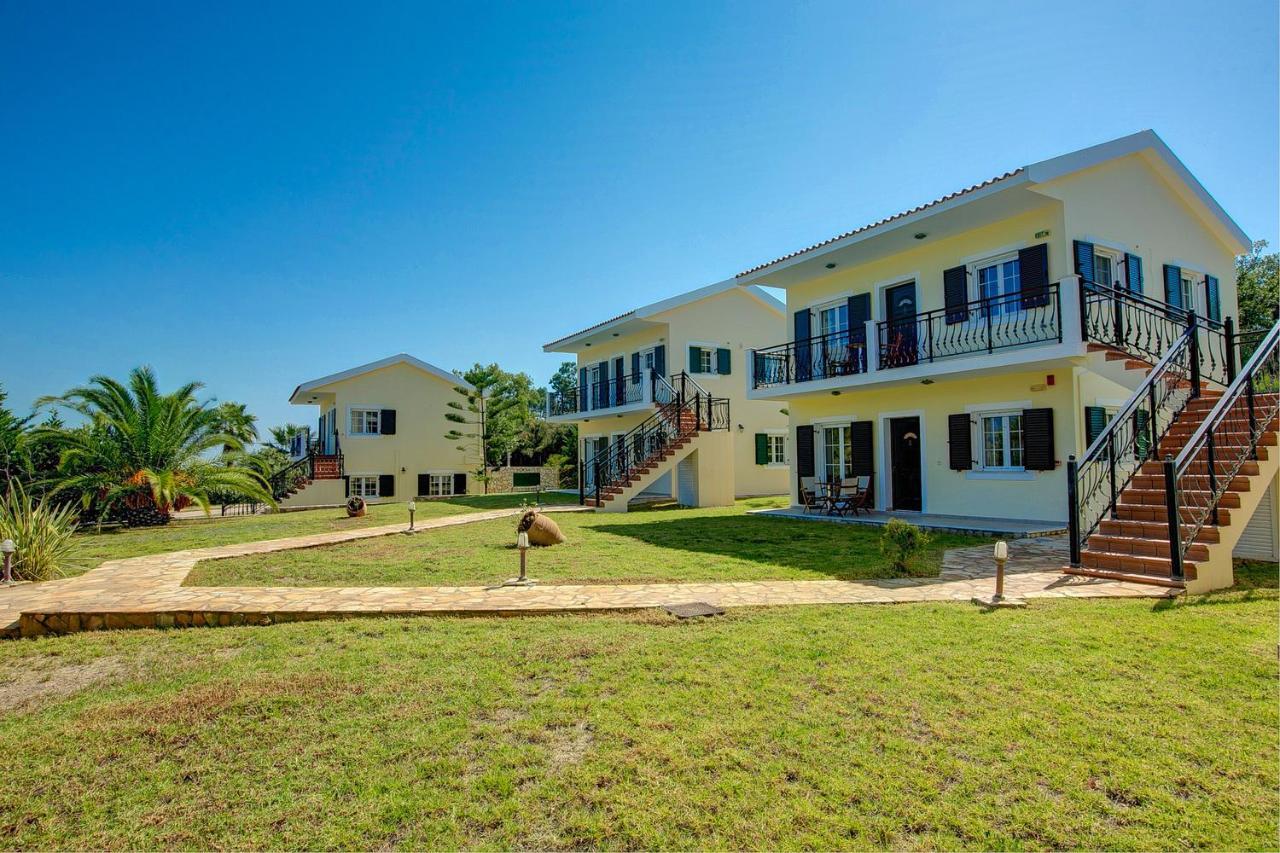 Liakas Village Spartià Exterior foto